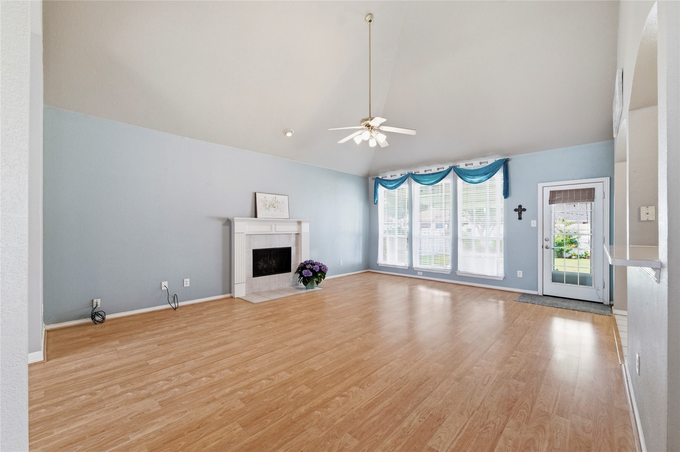 1184 Pleasant Oaks Drive Lewisville TX 75067