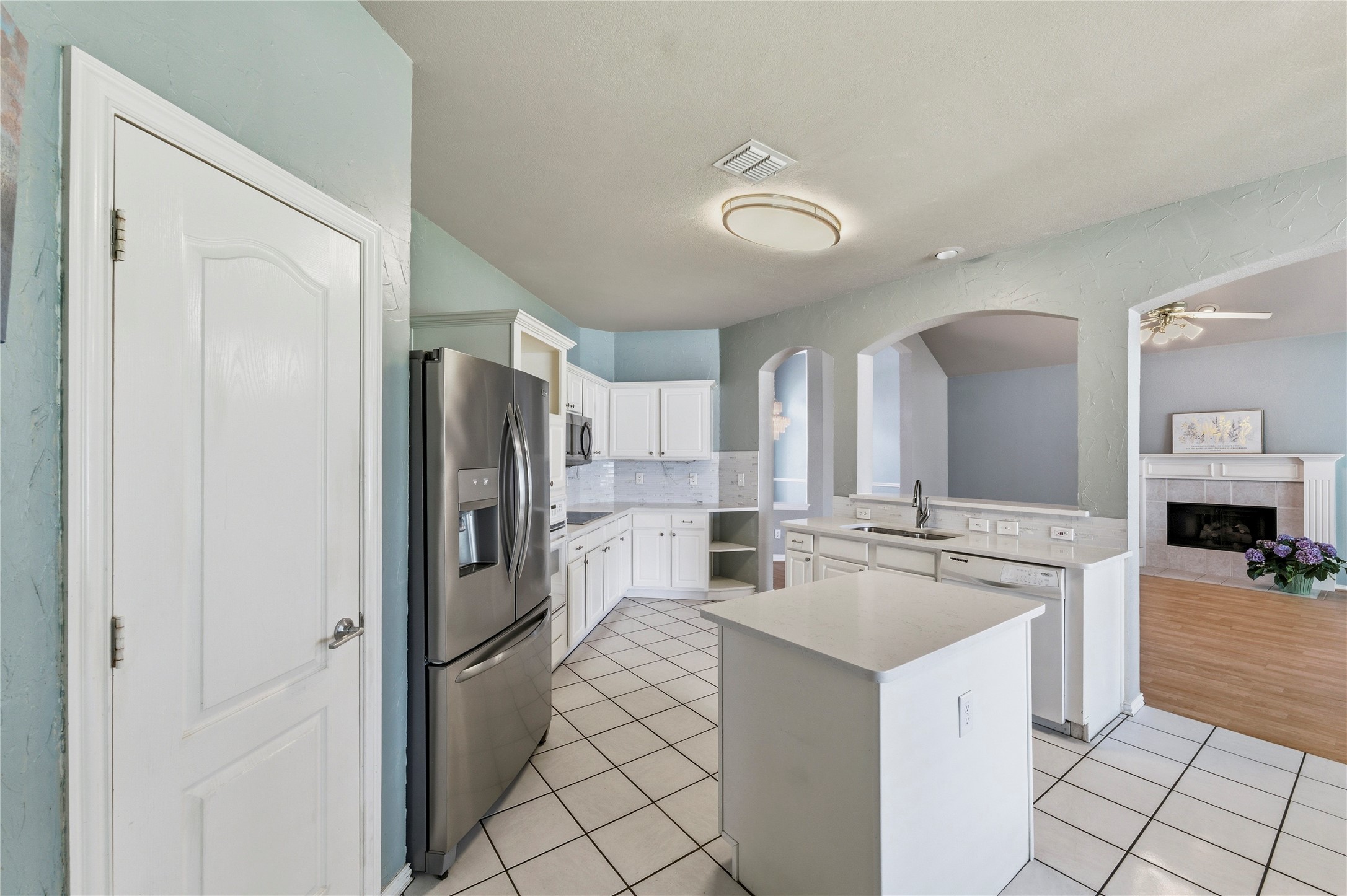 1184 Pleasant Oaks Drive Lewisville TX 75067