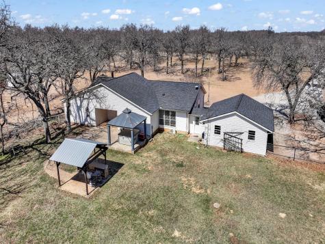 289 County Road 3550 Paradise TX 76073