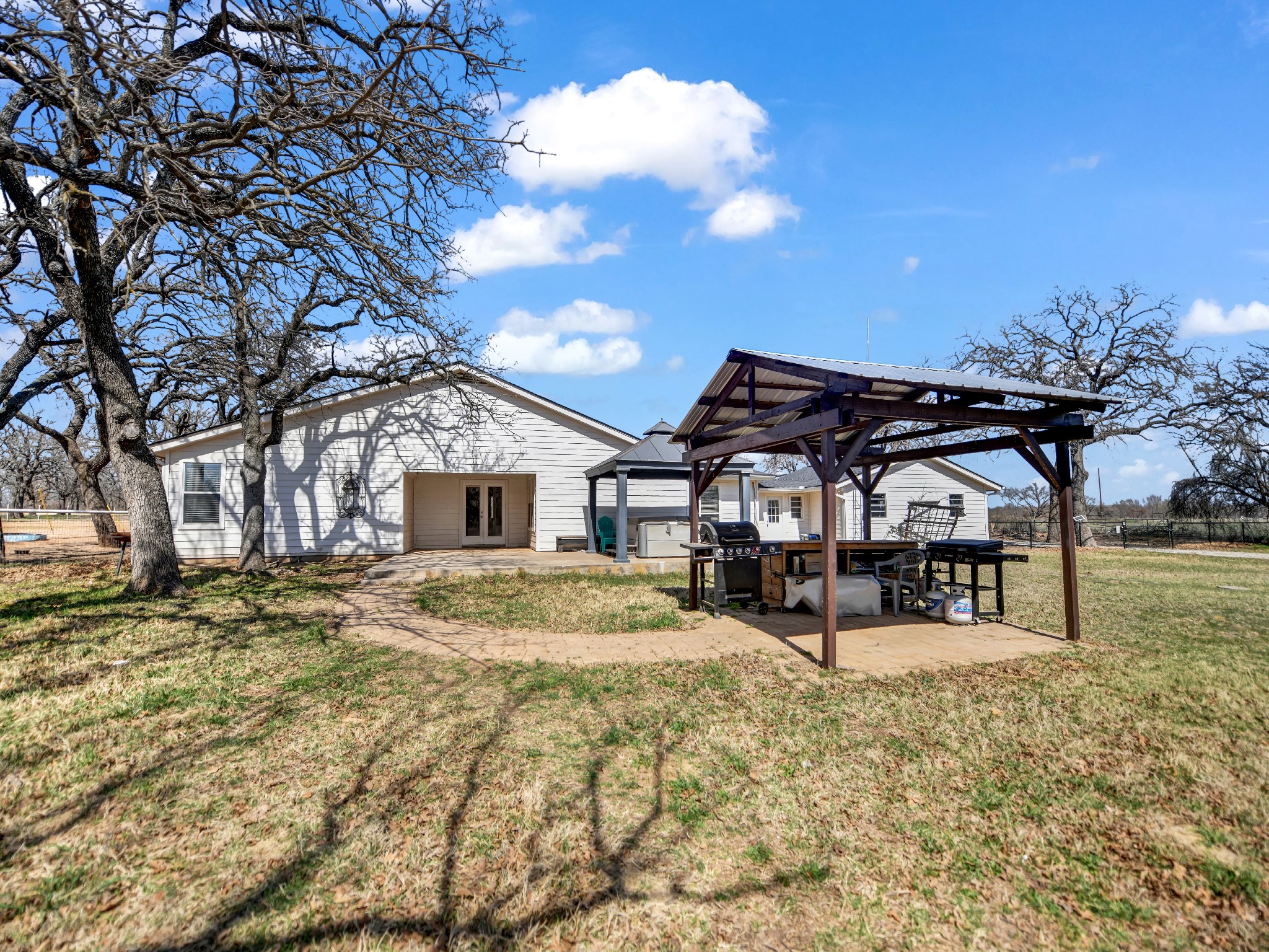 289 County Road 3550 Paradise TX 76073