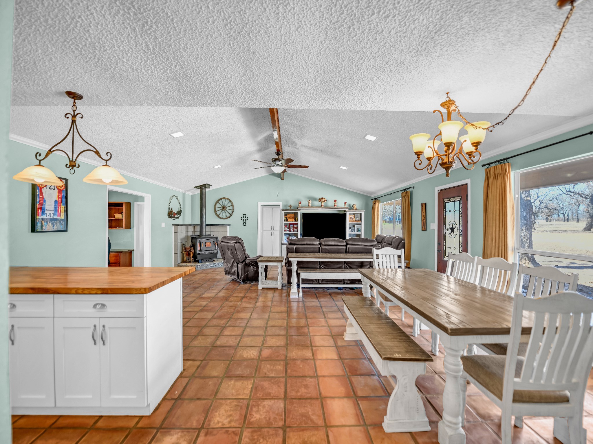 289 County Road 3550 Paradise TX 76073