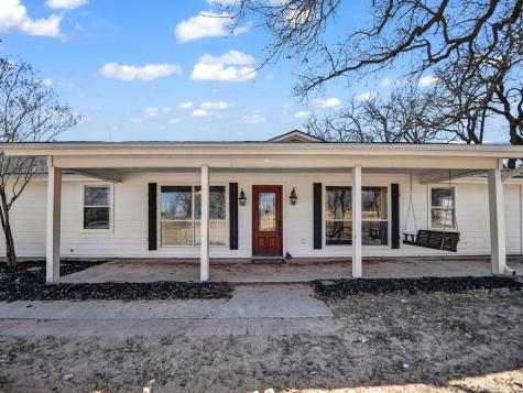 289 County Road 3550 Paradise TX 76073