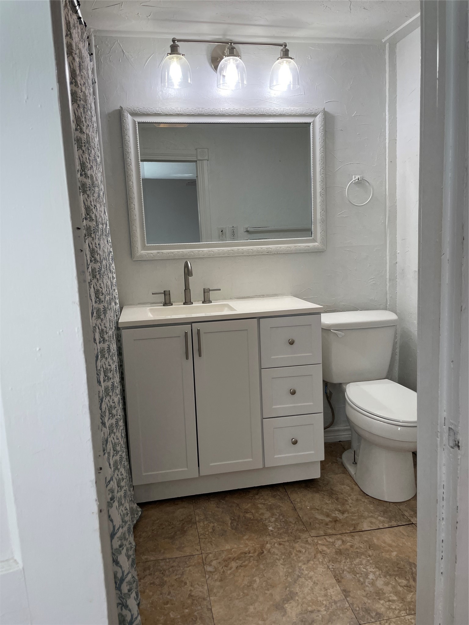 110 S Hubbard Street Alvord TX 76225