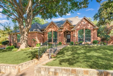 8600 Twisted Oaks Way North Richland Hills TX 76182