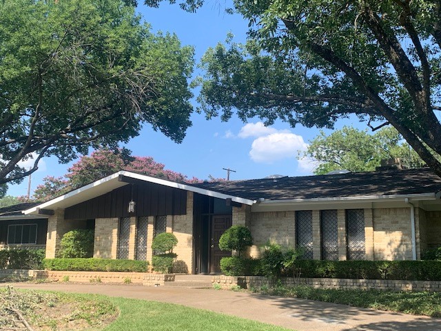 10758 Saint Lazare Drive Dallas TX 75229