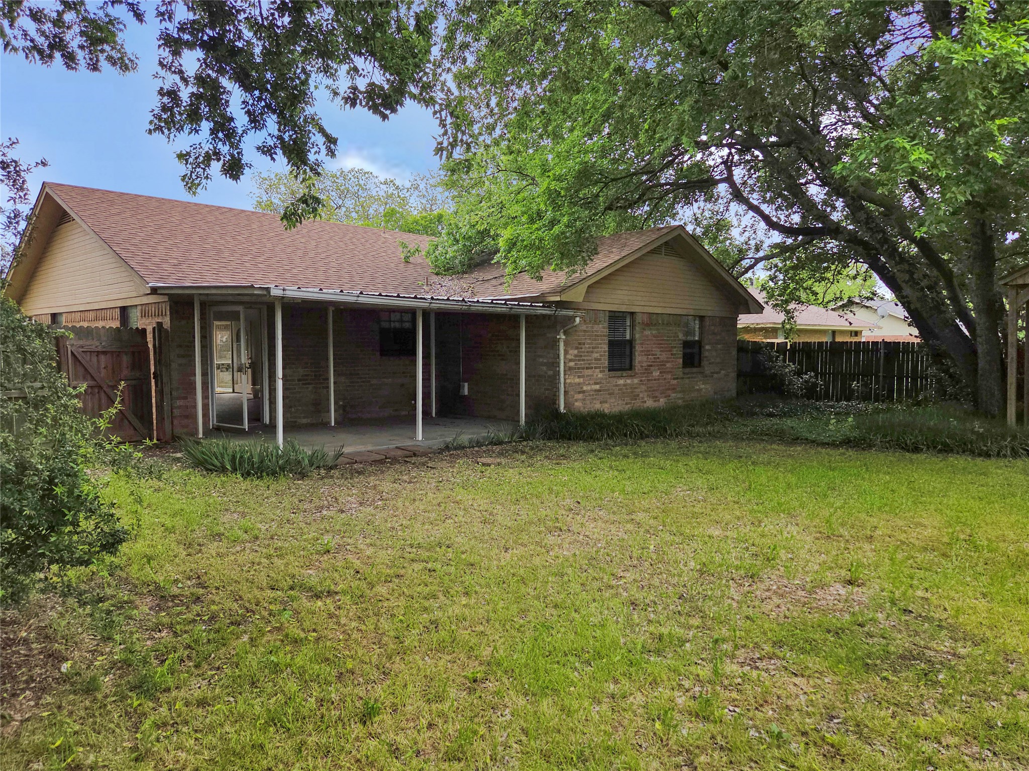 108 S Florence Street Tioga TX 76271