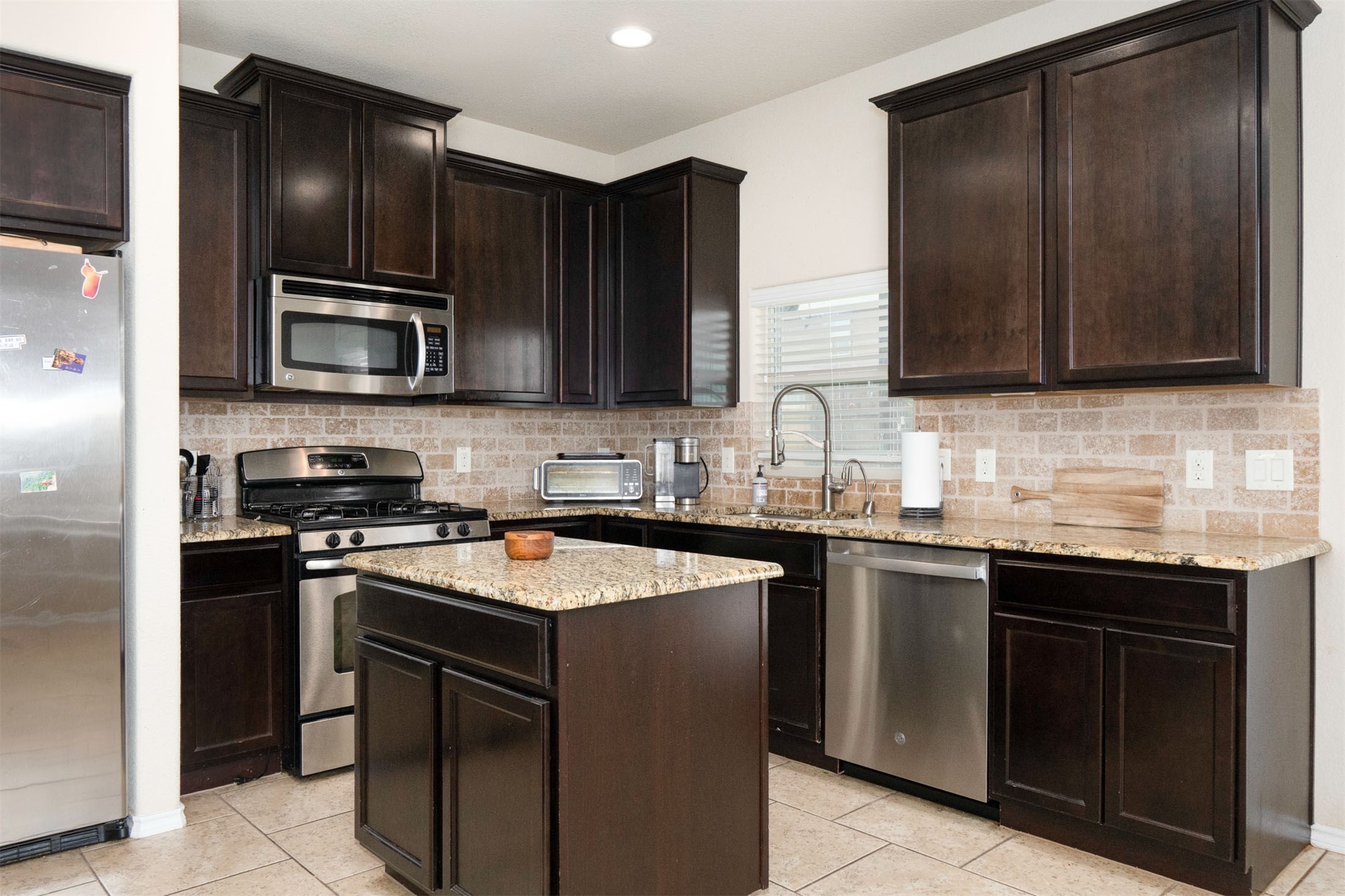 4821 Willow Branch Court Fort Worth TX 76036
