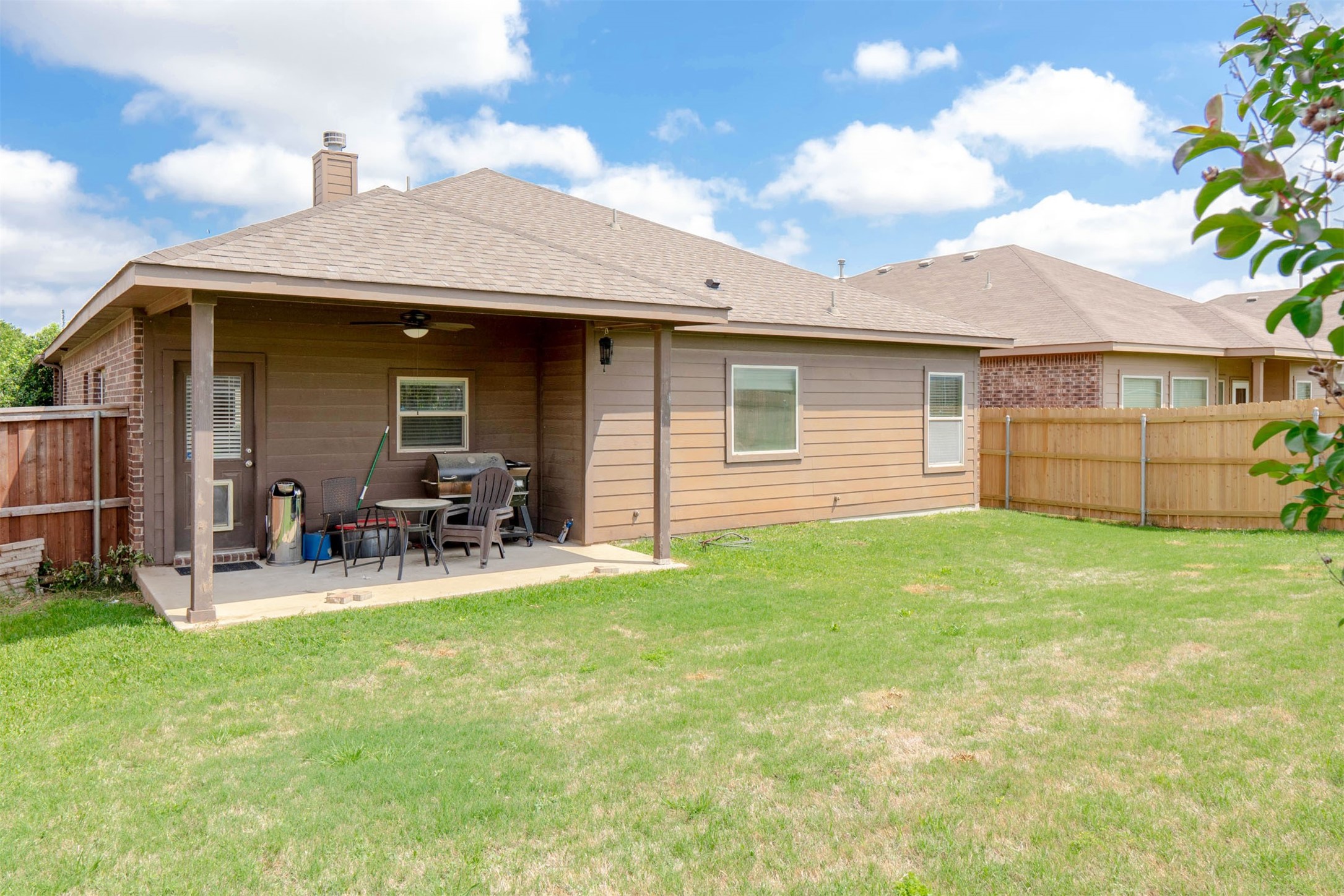 4821 Willow Branch Court Fort Worth TX 76036