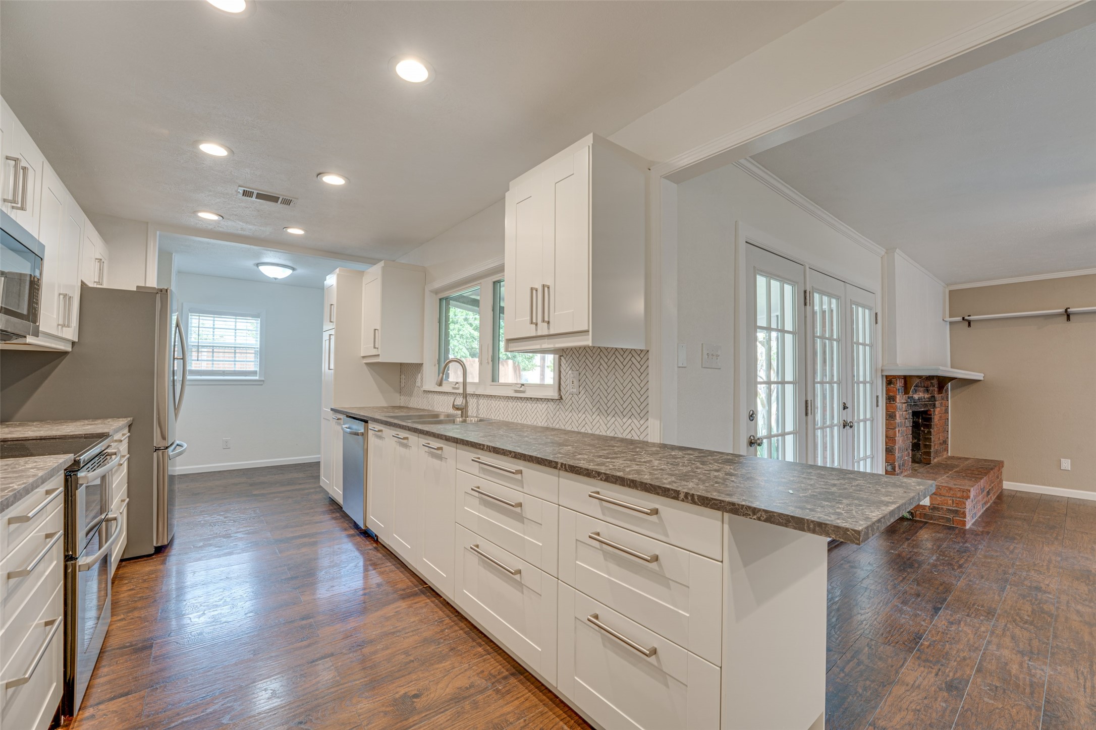 3113 Powell Drive Rowlett TX 75088