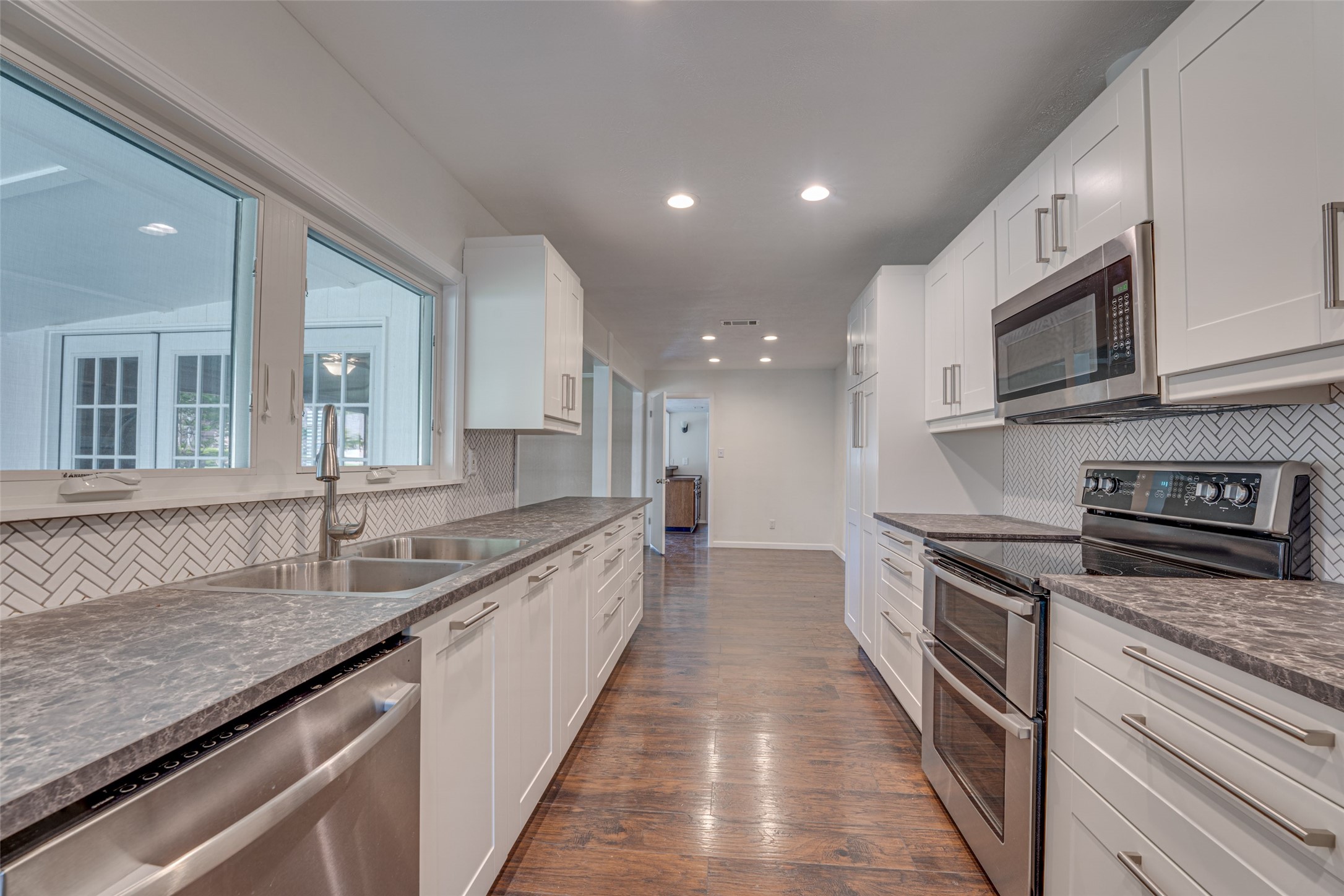 3113 Powell Drive Rowlett TX 75088