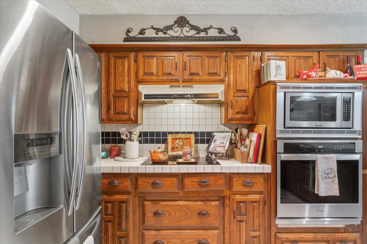 9914 Ramblewood Drive Woodway TX 76712
