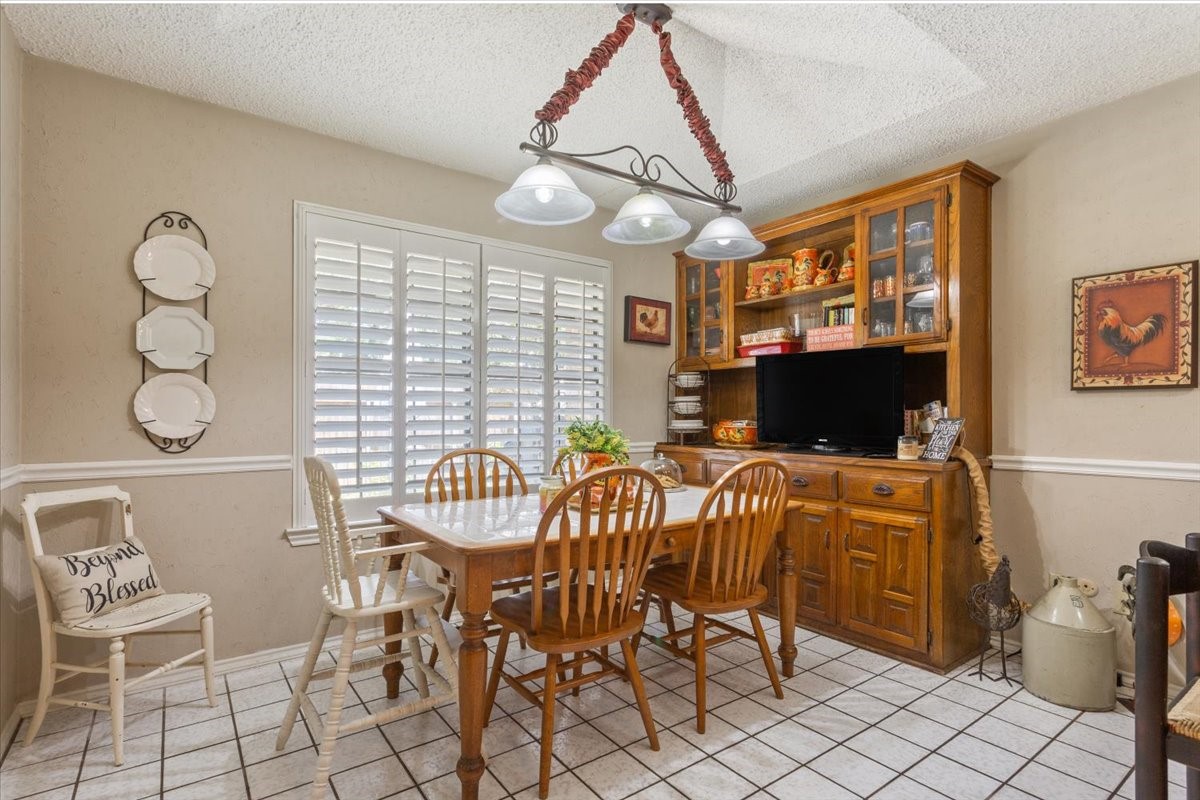 9914 Ramblewood Drive Woodway TX 76712