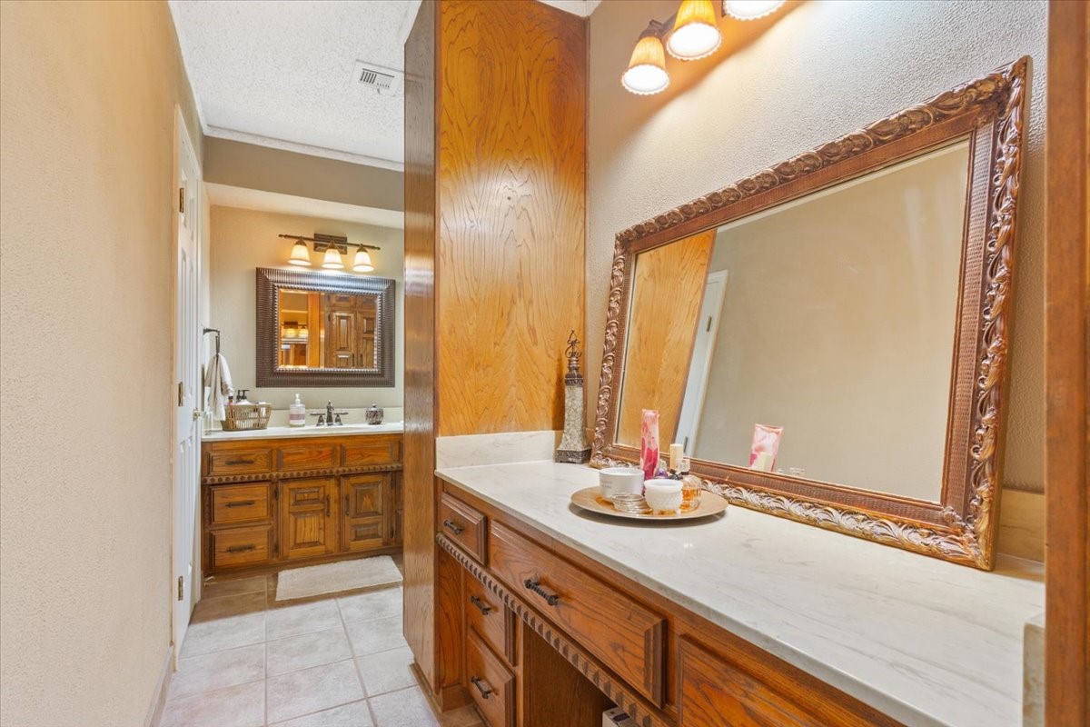 9914 Ramblewood Drive Woodway TX 76712