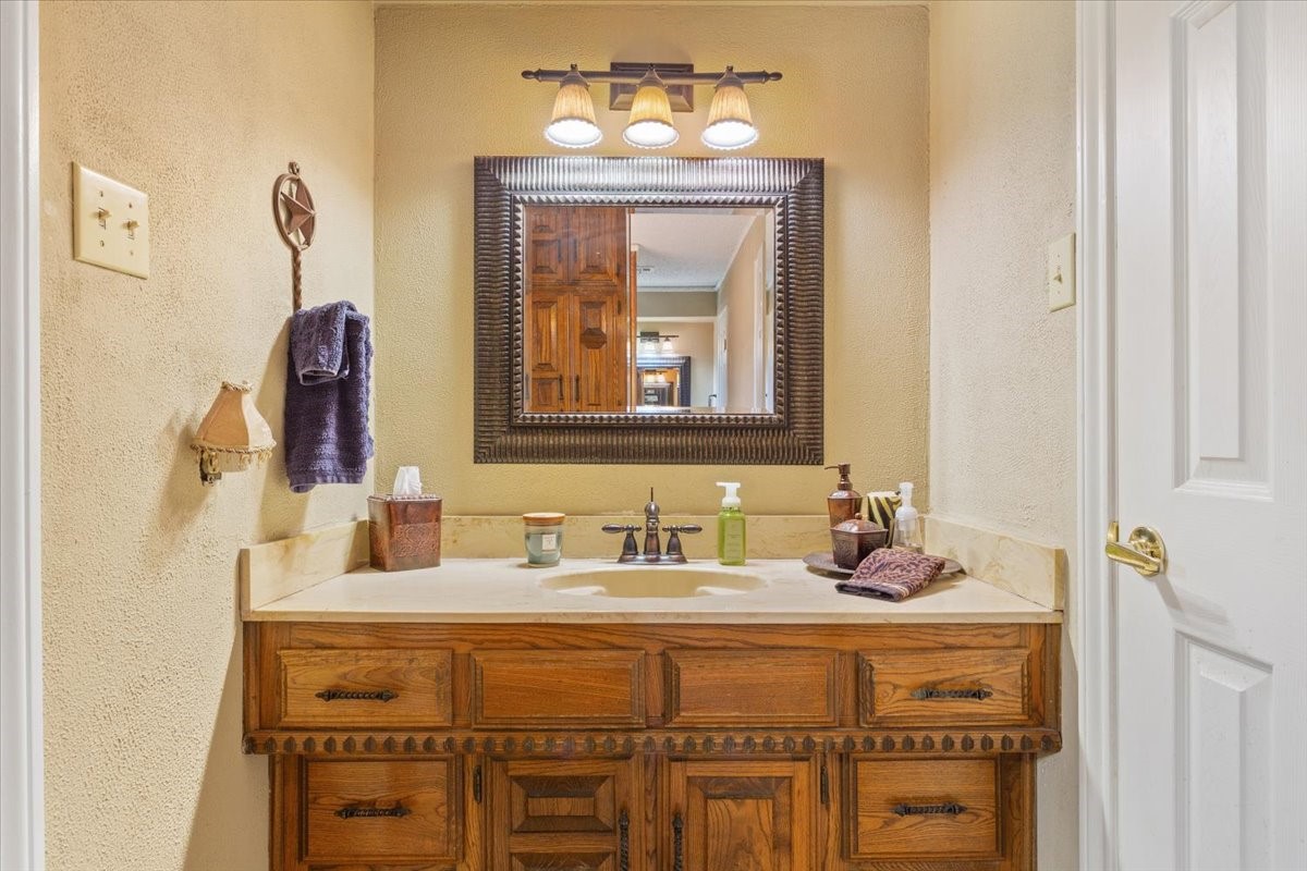 9914 Ramblewood Drive Woodway TX 76712