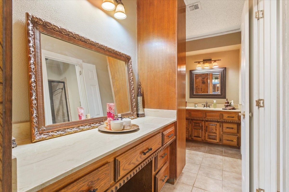 9914 Ramblewood Drive Woodway TX 76712
