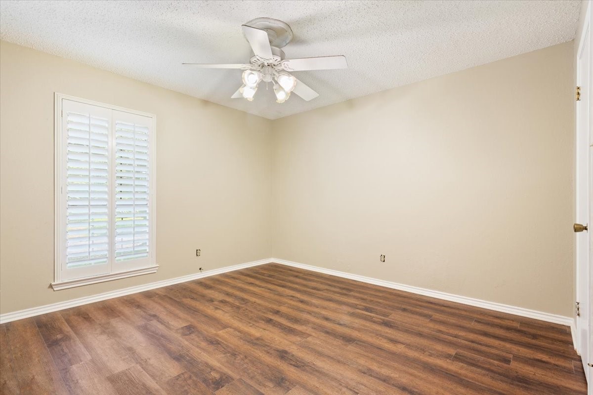 9914 Ramblewood Drive Woodway TX 76712