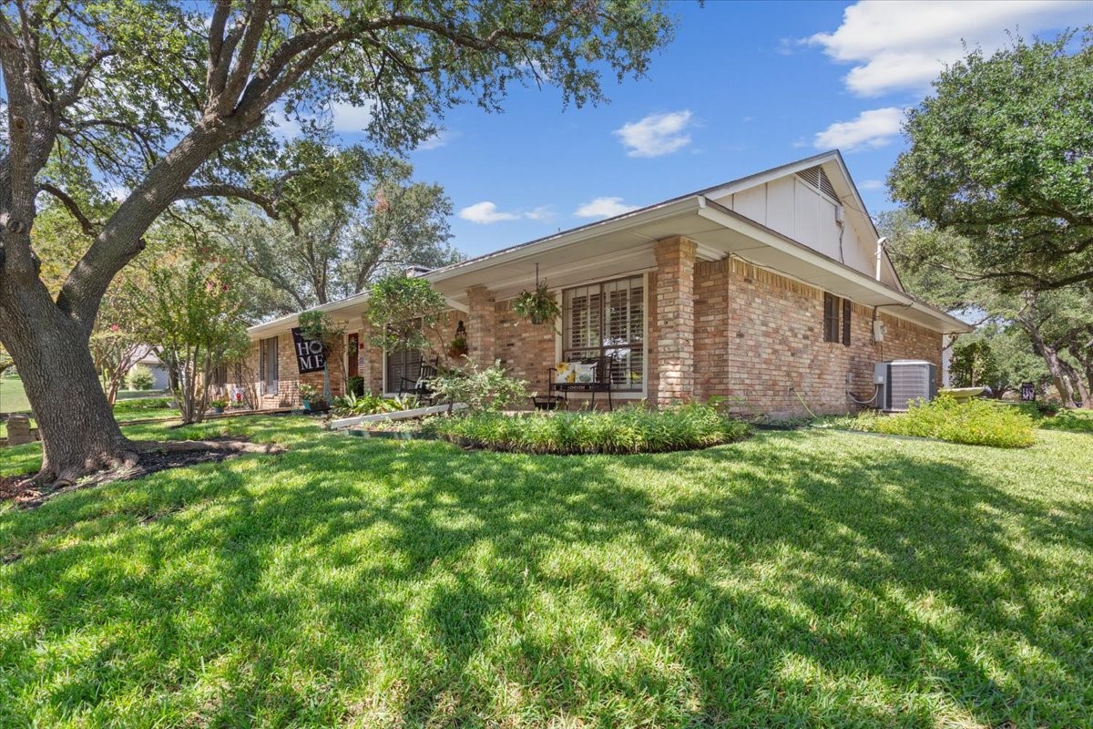 9914 Ramblewood Drive Woodway TX 76712