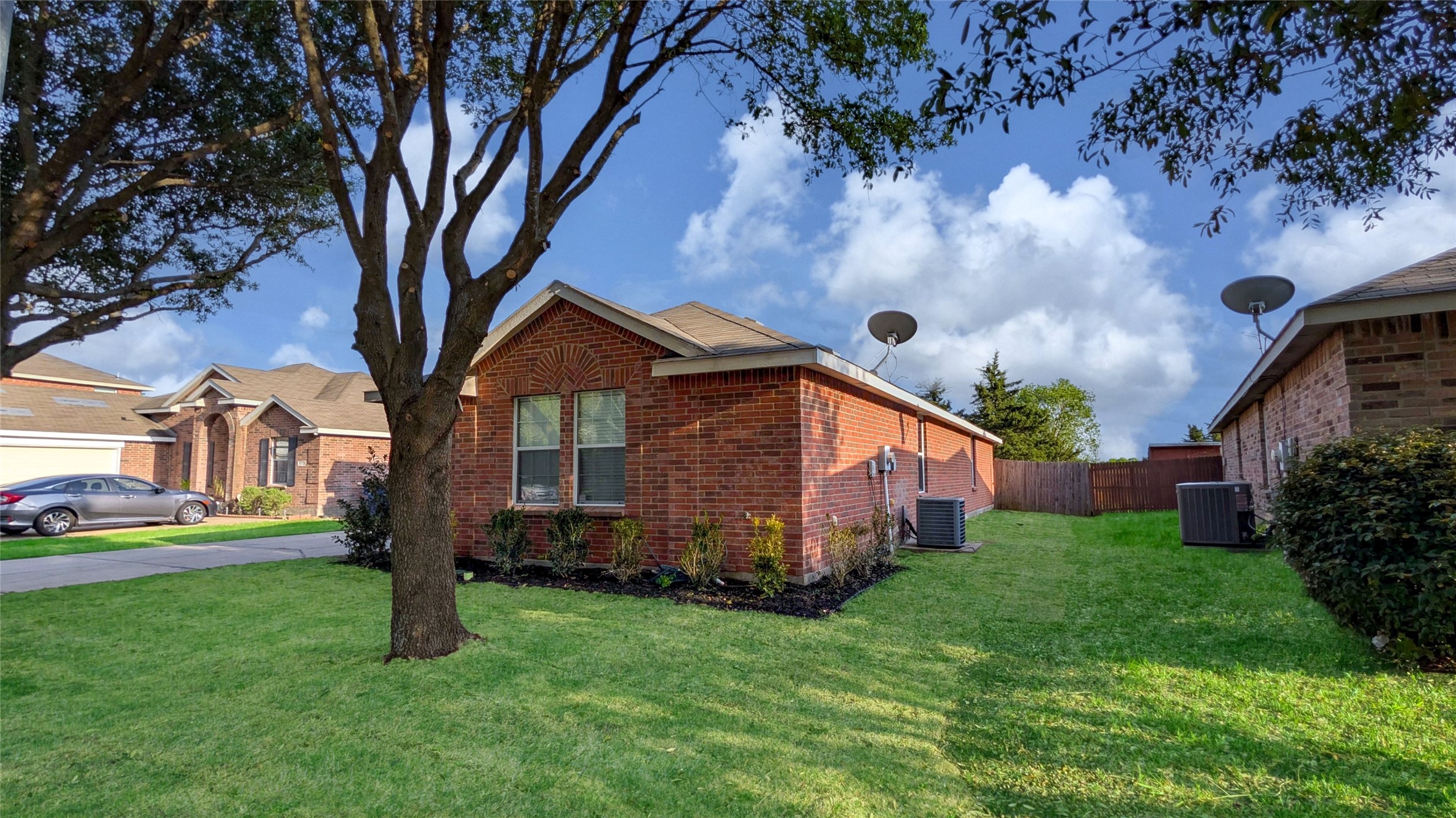 614 Chapman Drive Lancaster TX 75146