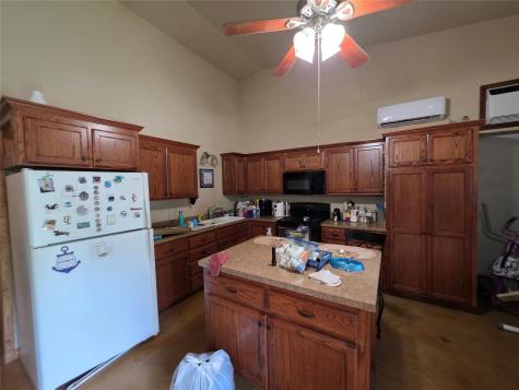 1200 E Fm 2273 May TX 76857