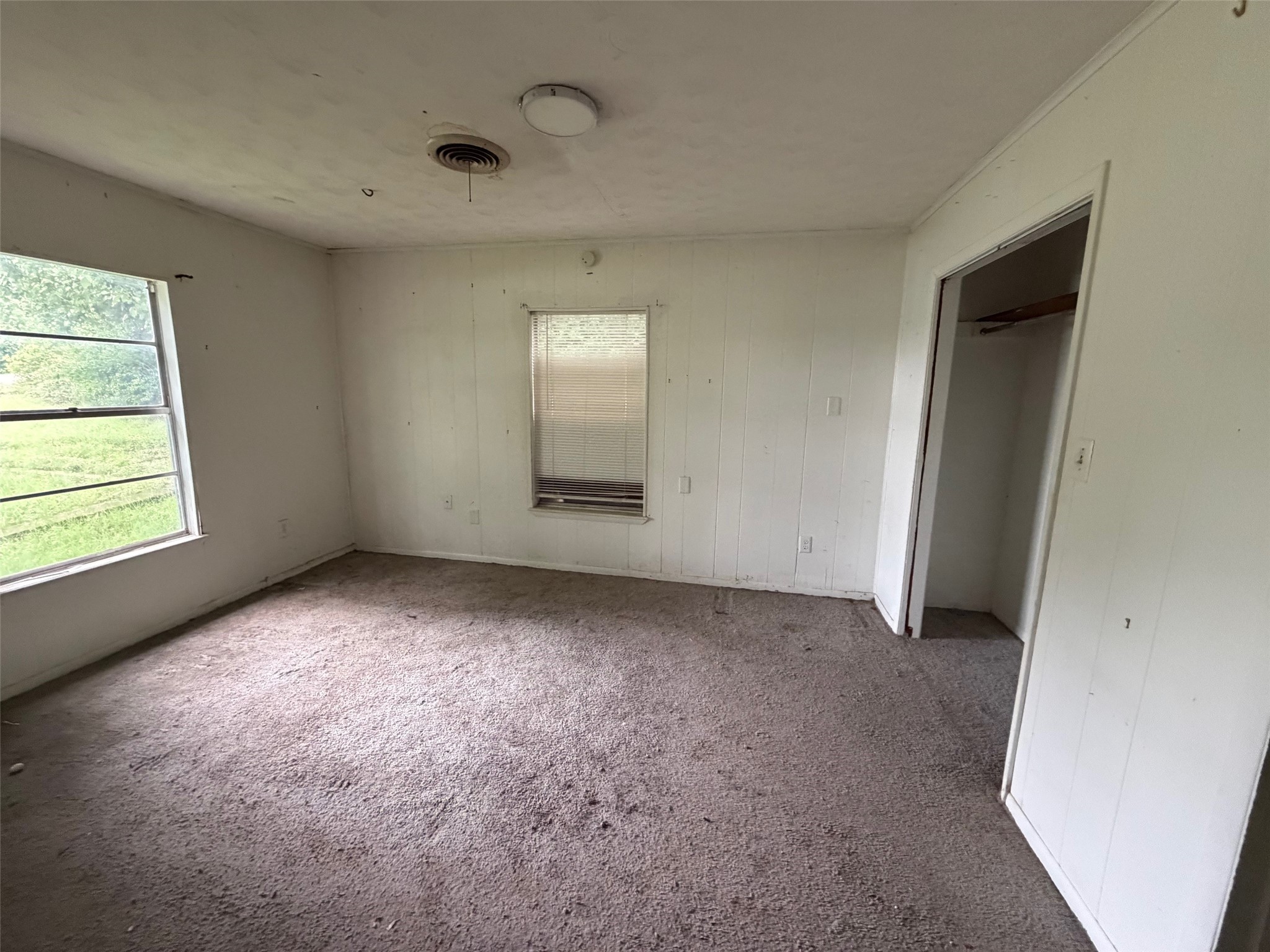 2604 Pinoak Street Granbury TX 76048