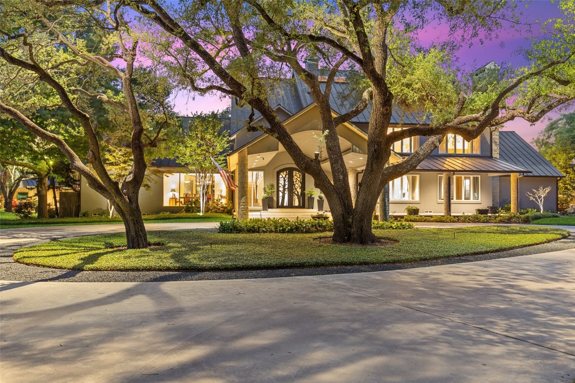 10427 Lennox Lane Dallas TX 75229