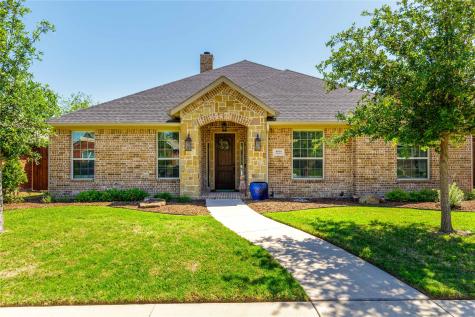 4814 Crestpoint Lane Garland TX 75043