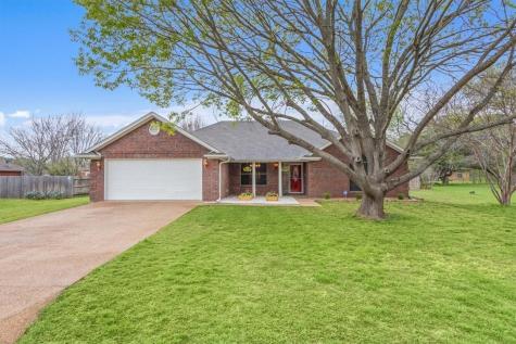 102 Beachwood Waco TX 76705