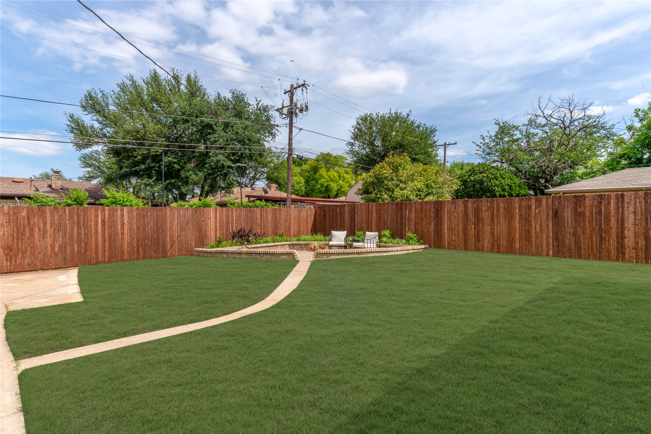 7322 Hunnicut Road Dallas TX 75227
