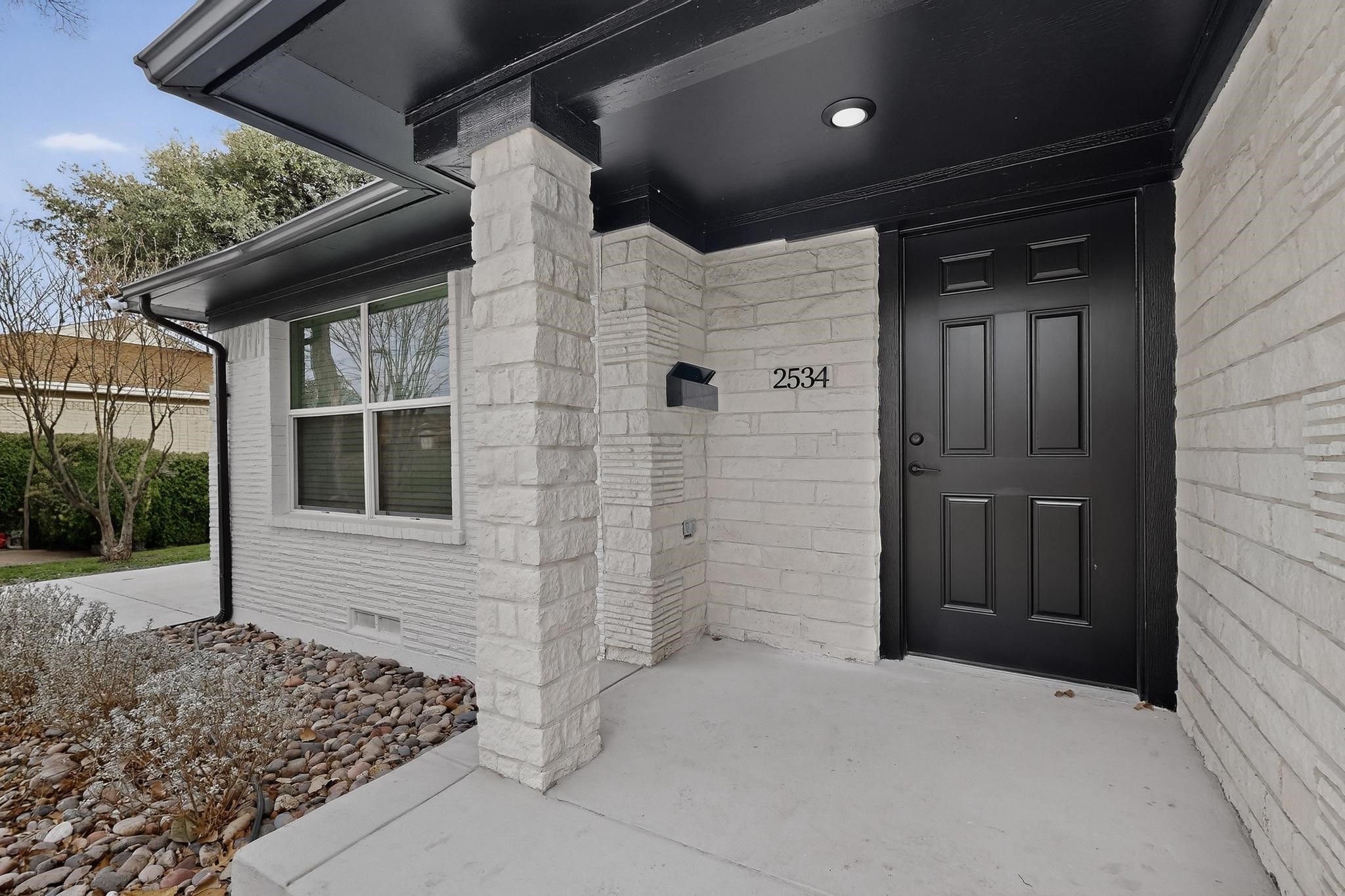 2534 Millermore Street Dallas TX 75216
