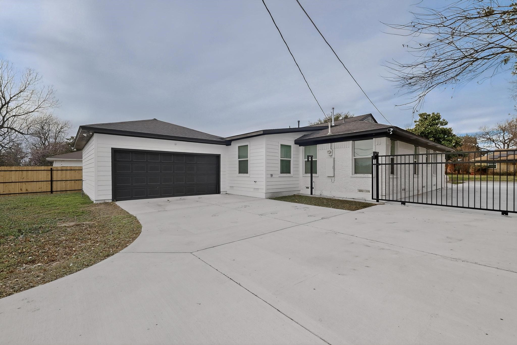 2534 Millermore Street Dallas TX 75216