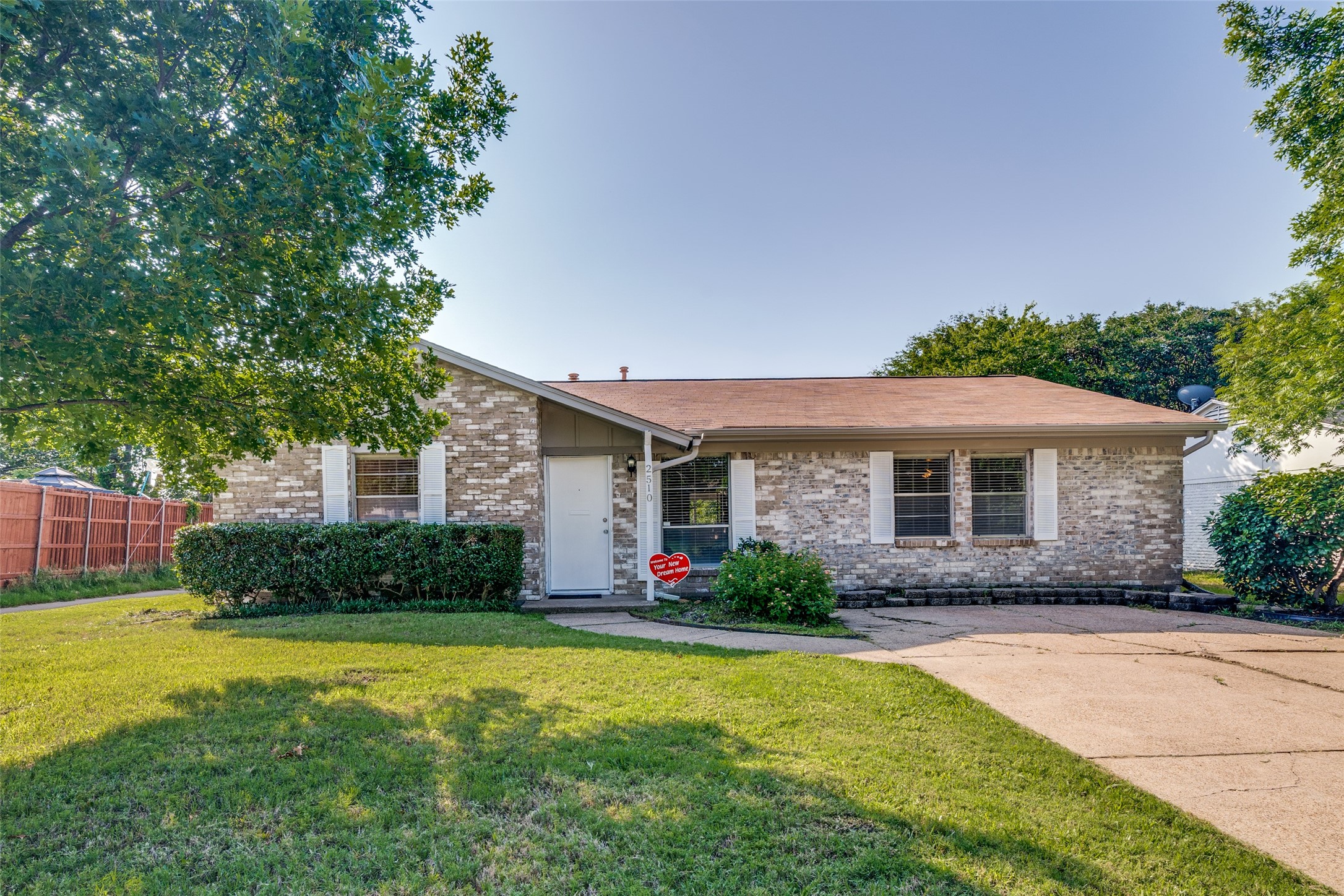 2510 Larchmont Drive Mesquite TX 75150