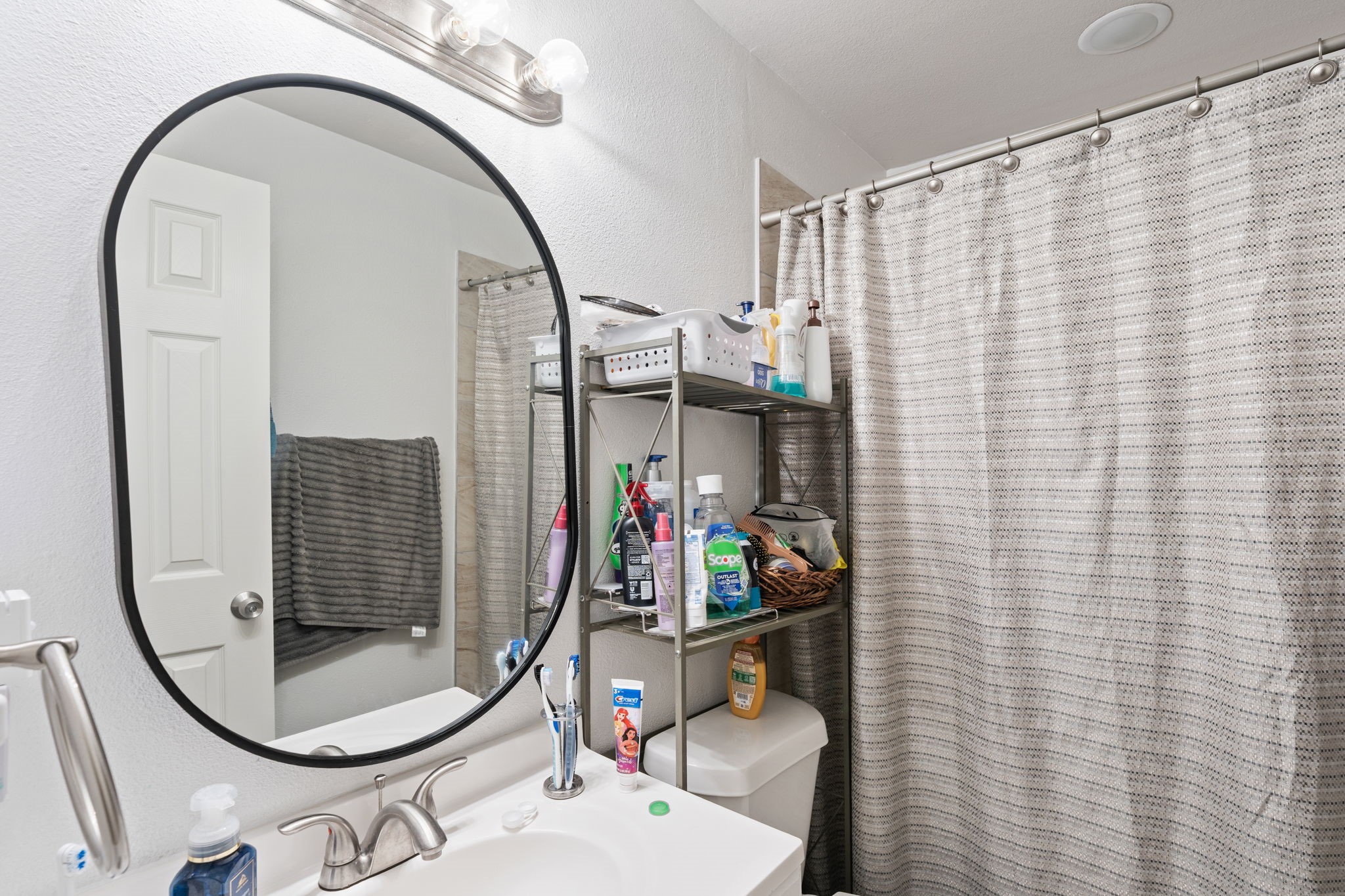 517 Hardy Drive Garland TX 75041