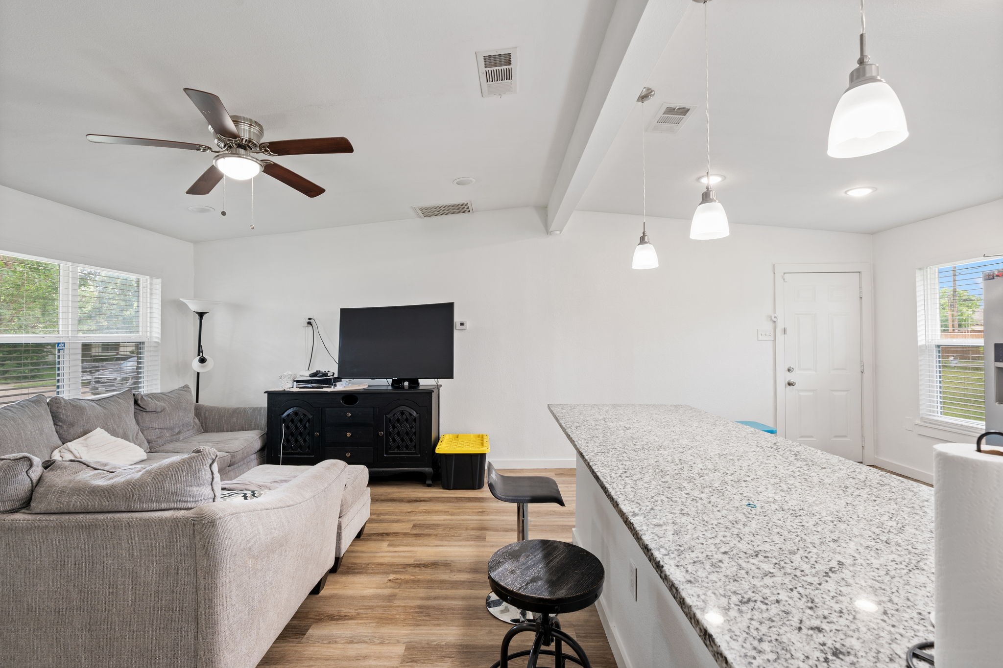 517 Hardy Drive Garland TX 75041