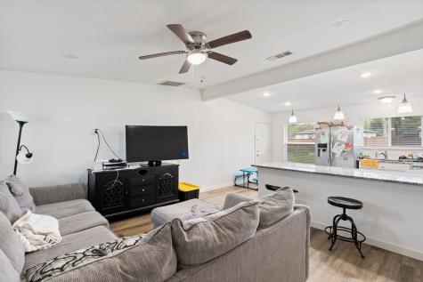 517 Hardy Drive Garland TX 75041