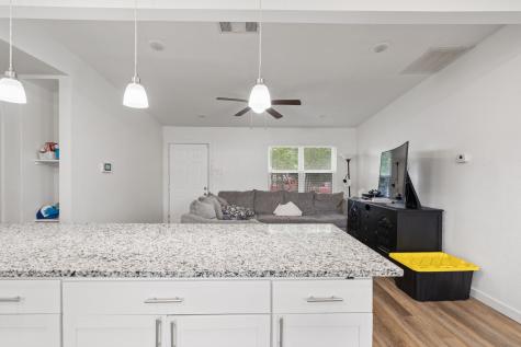 517 Hardy Drive Garland TX 75041