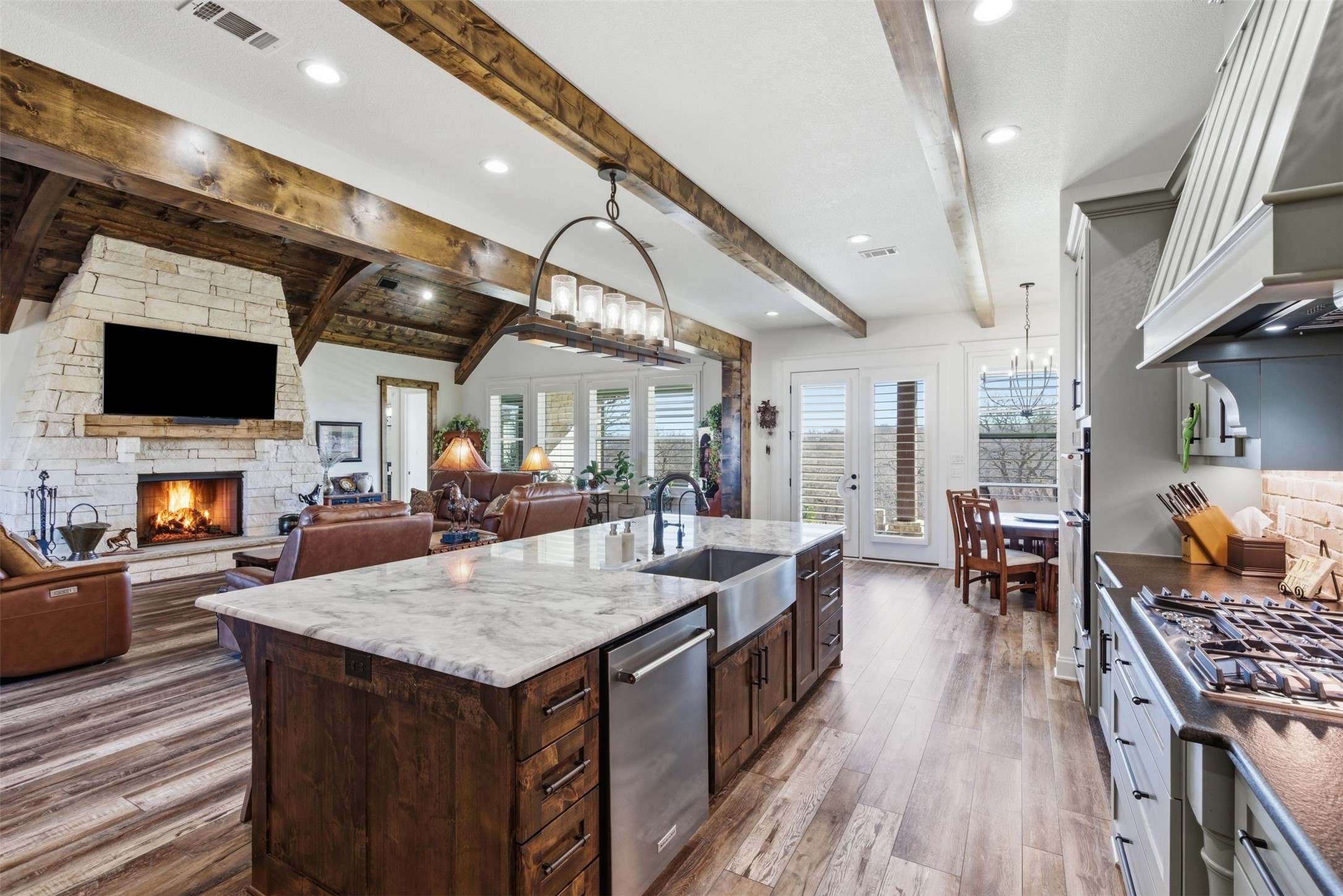 208 Shady Oaks Drive Runaway Bay TX 76426