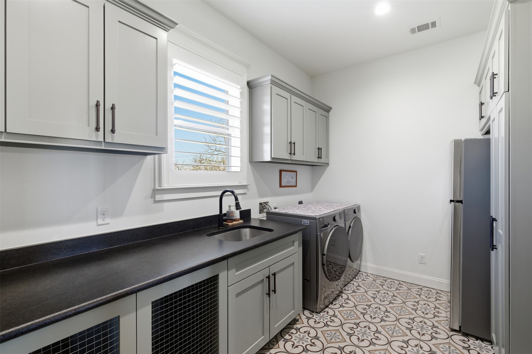 208 Shady Oaks Drive Runaway Bay TX 76426