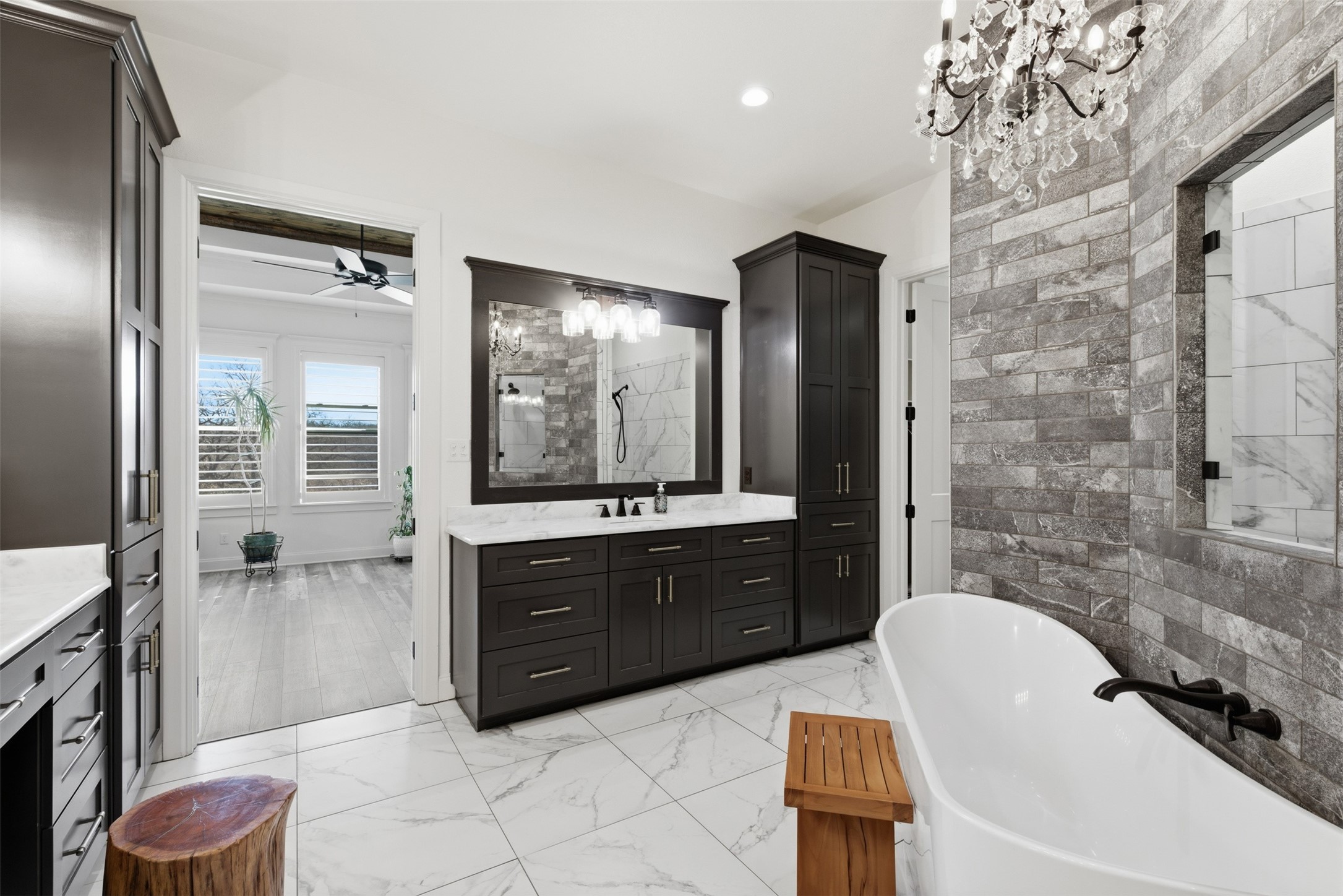 208 Shady Oaks Drive Runaway Bay TX 76426