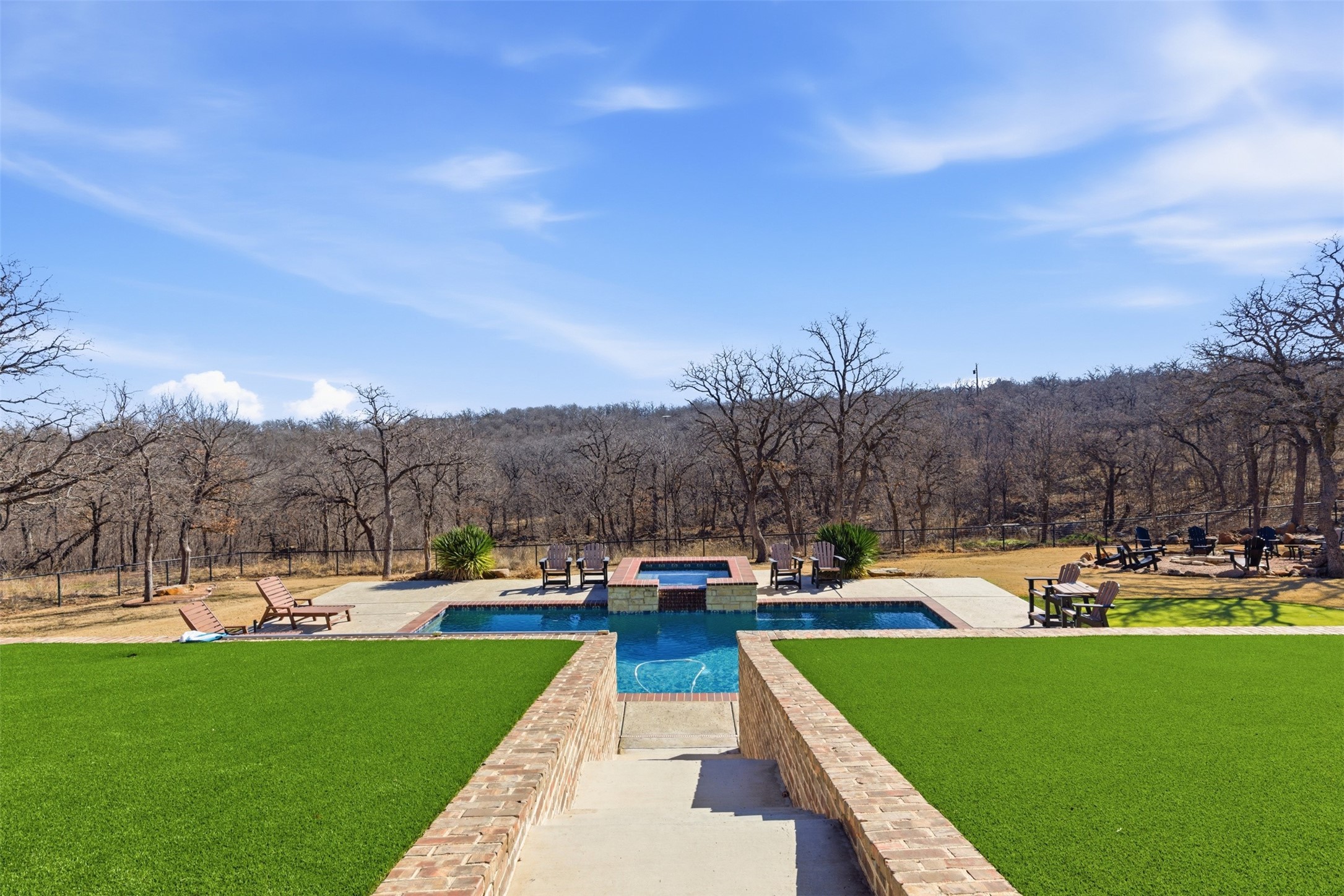 208 Shady Oaks Drive Runaway Bay TX 76426