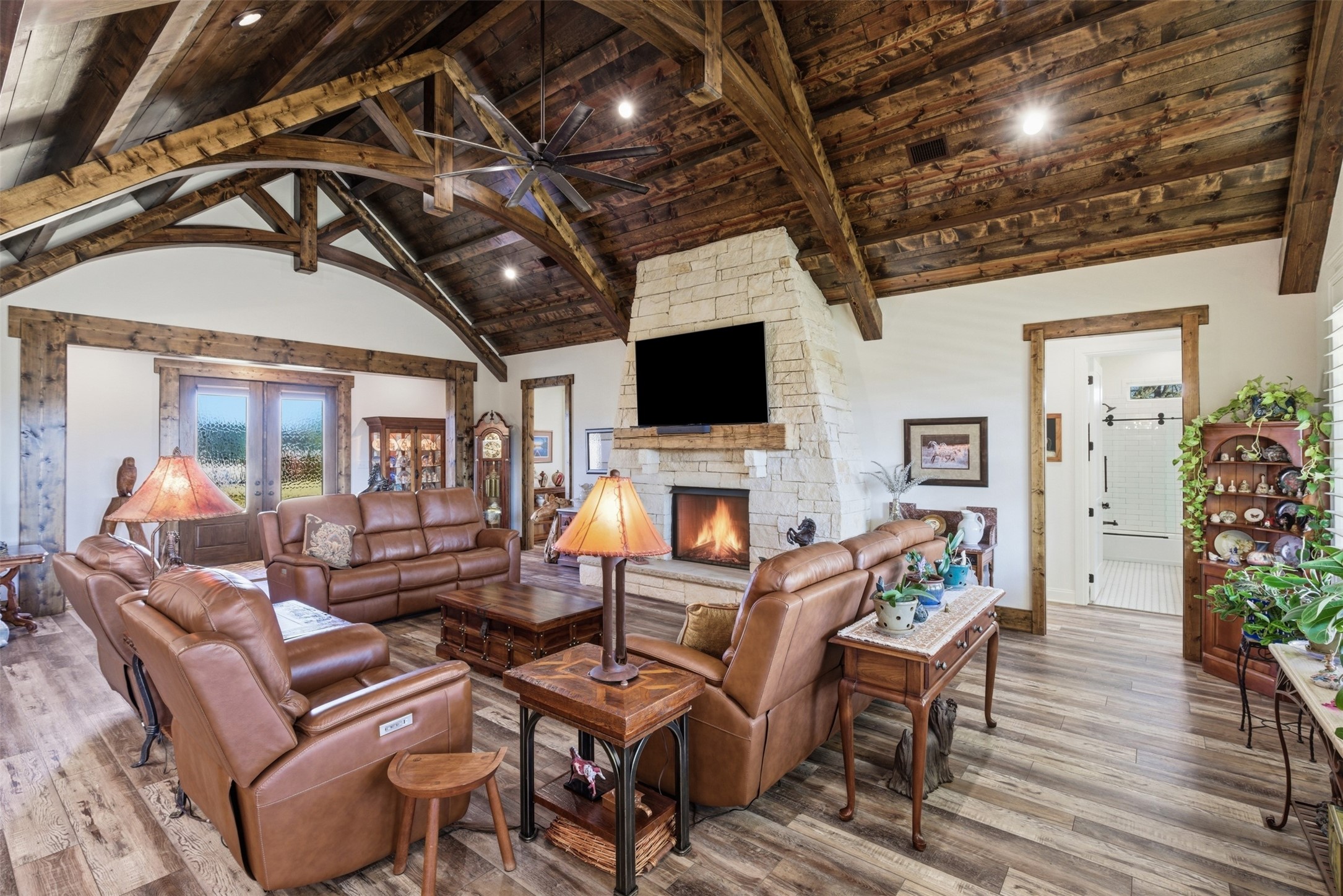 208 Shady Oaks Drive Runaway Bay TX 76426