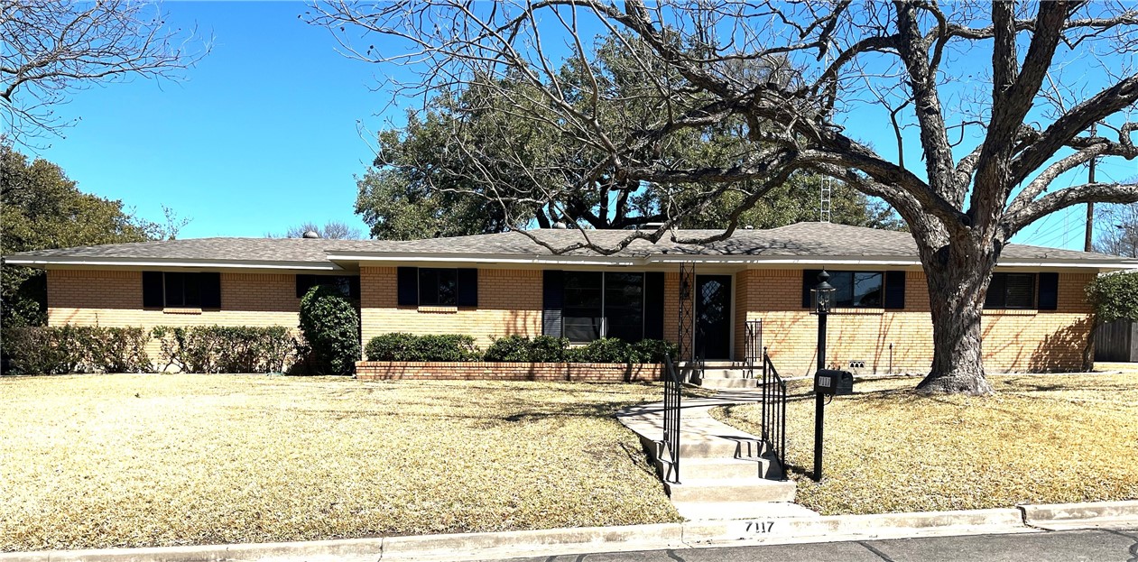 7117 Shady Oaks Drive Waco TX 76710