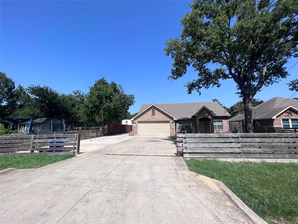 5414 Wild Oak Road Balch Springs TX 75180