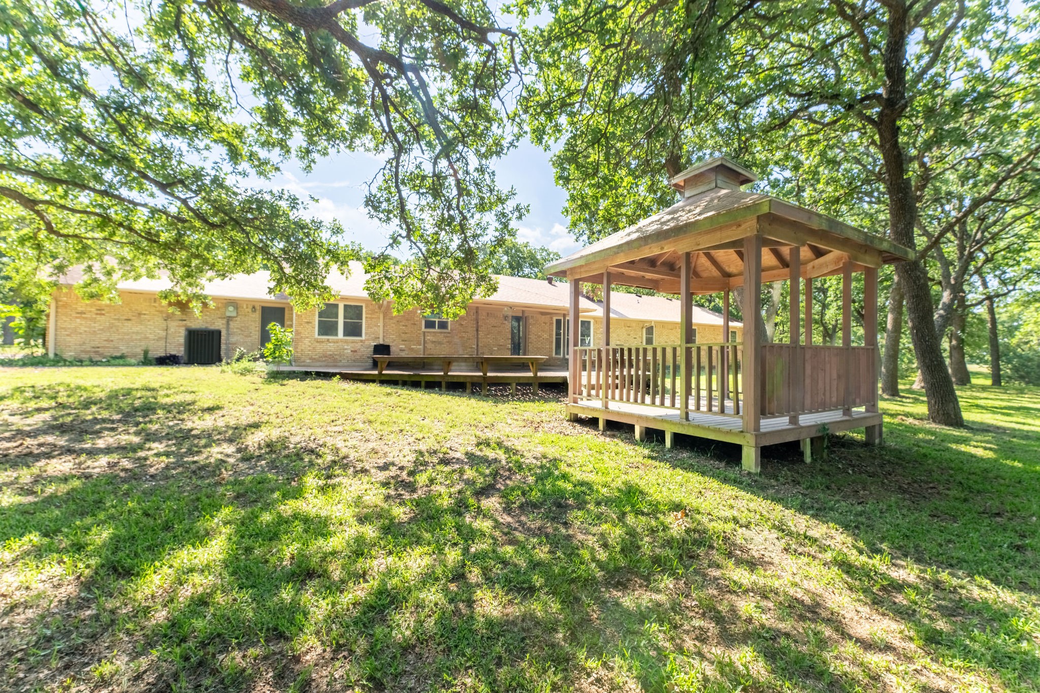 27659 Us Highway 377 Gordonville TX 76245