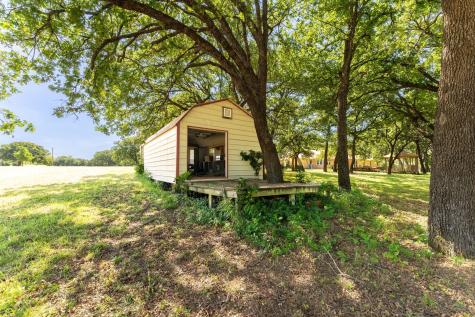 27659 Us Highway 377 Gordonville TX 76245
