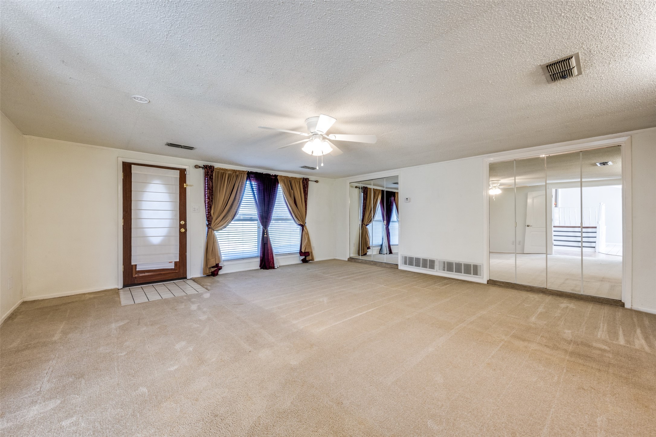 909 Coffield Street Bowie TX 76230