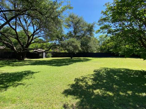 5270 Ponderosa Circle Dallas TX 75227