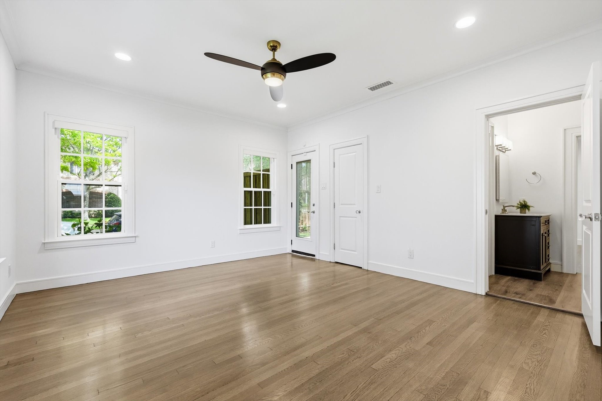 5552 Belmont Avenue Dallas TX 75206