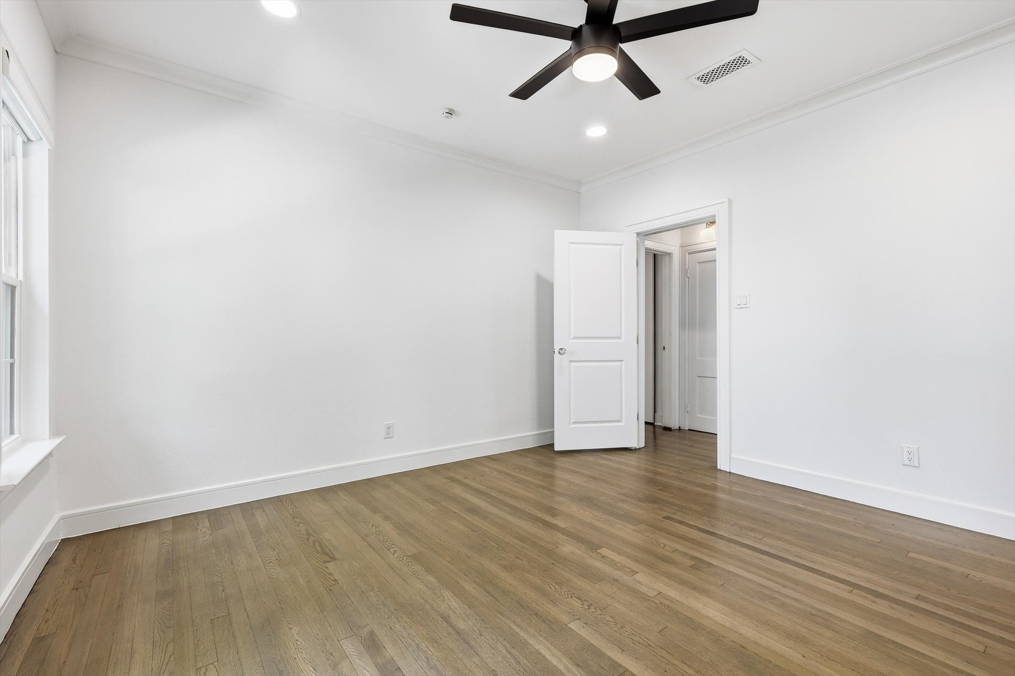 5552 Belmont Avenue Dallas TX 75206