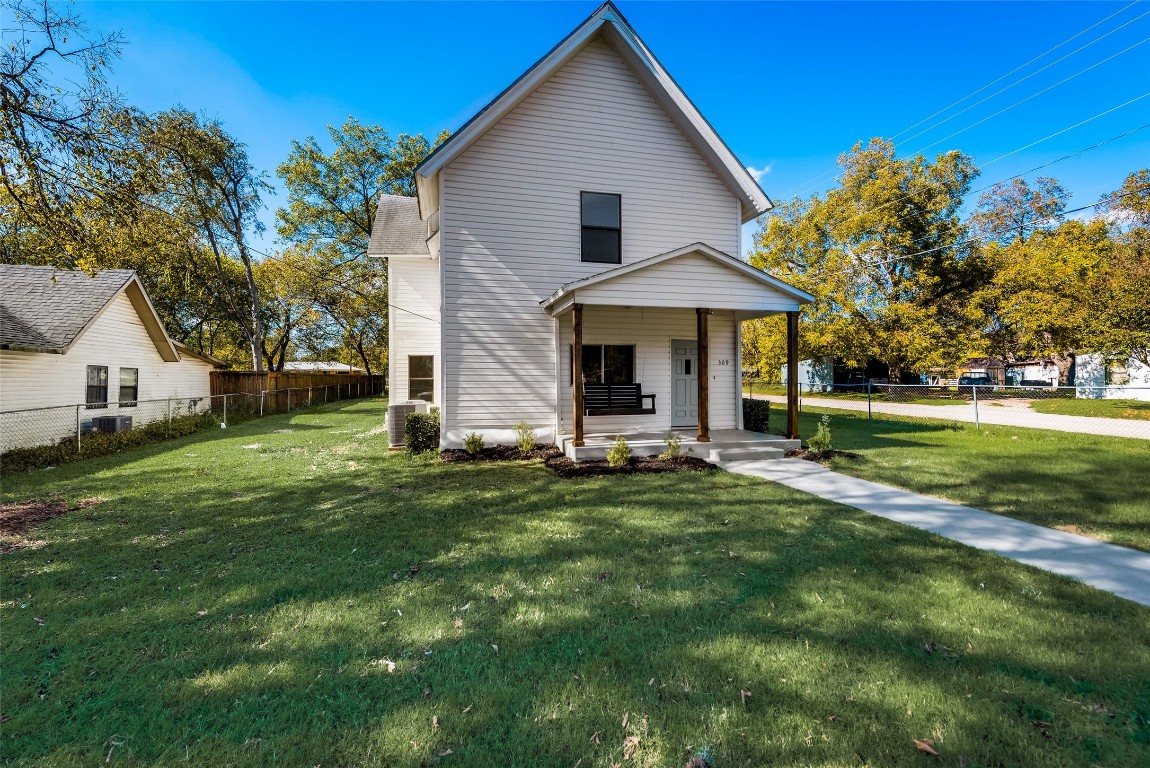 309 N Main Street Aubrey TX 76227