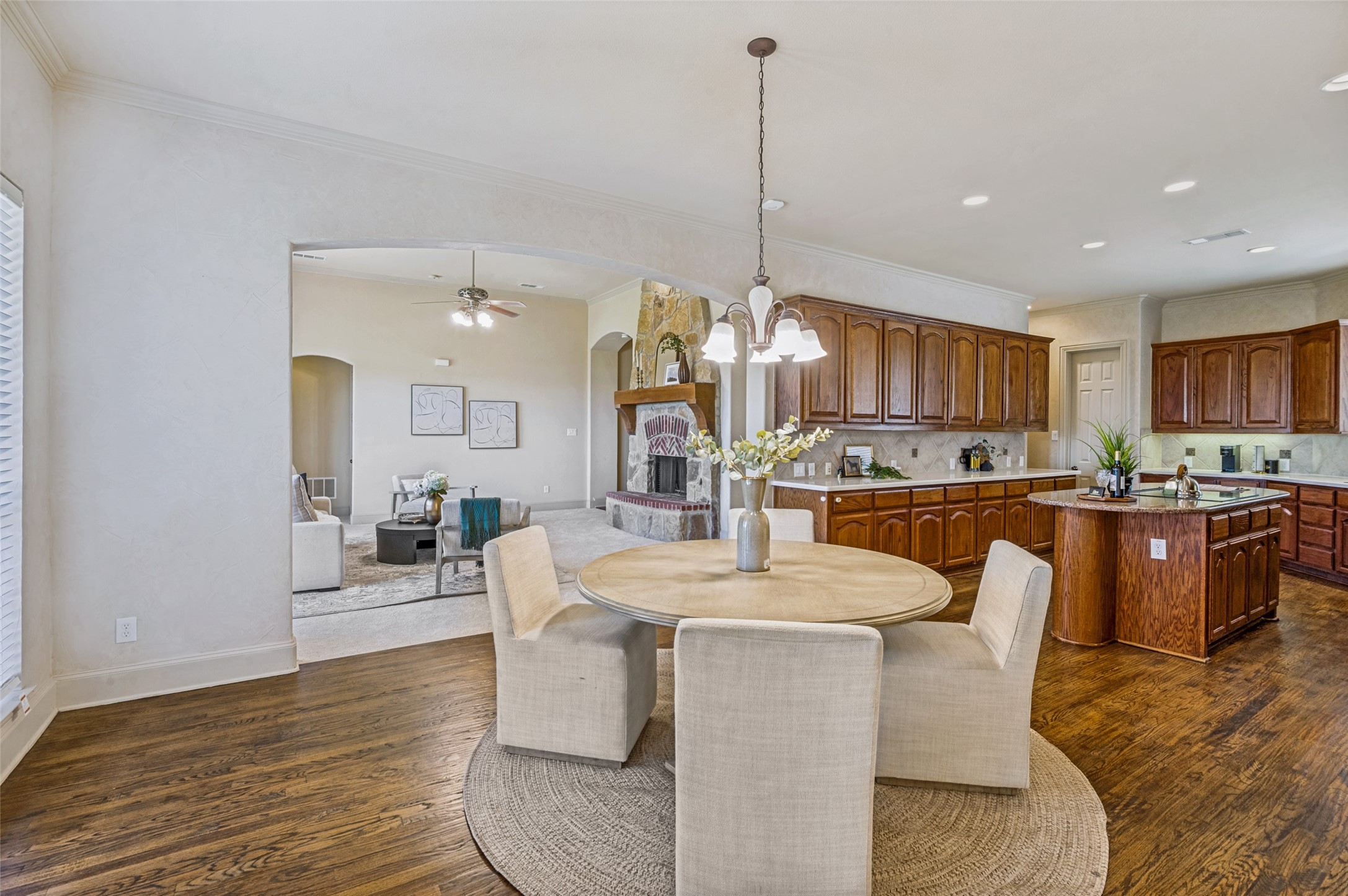 1629 Mcgee Lane Carrollton TX 75010